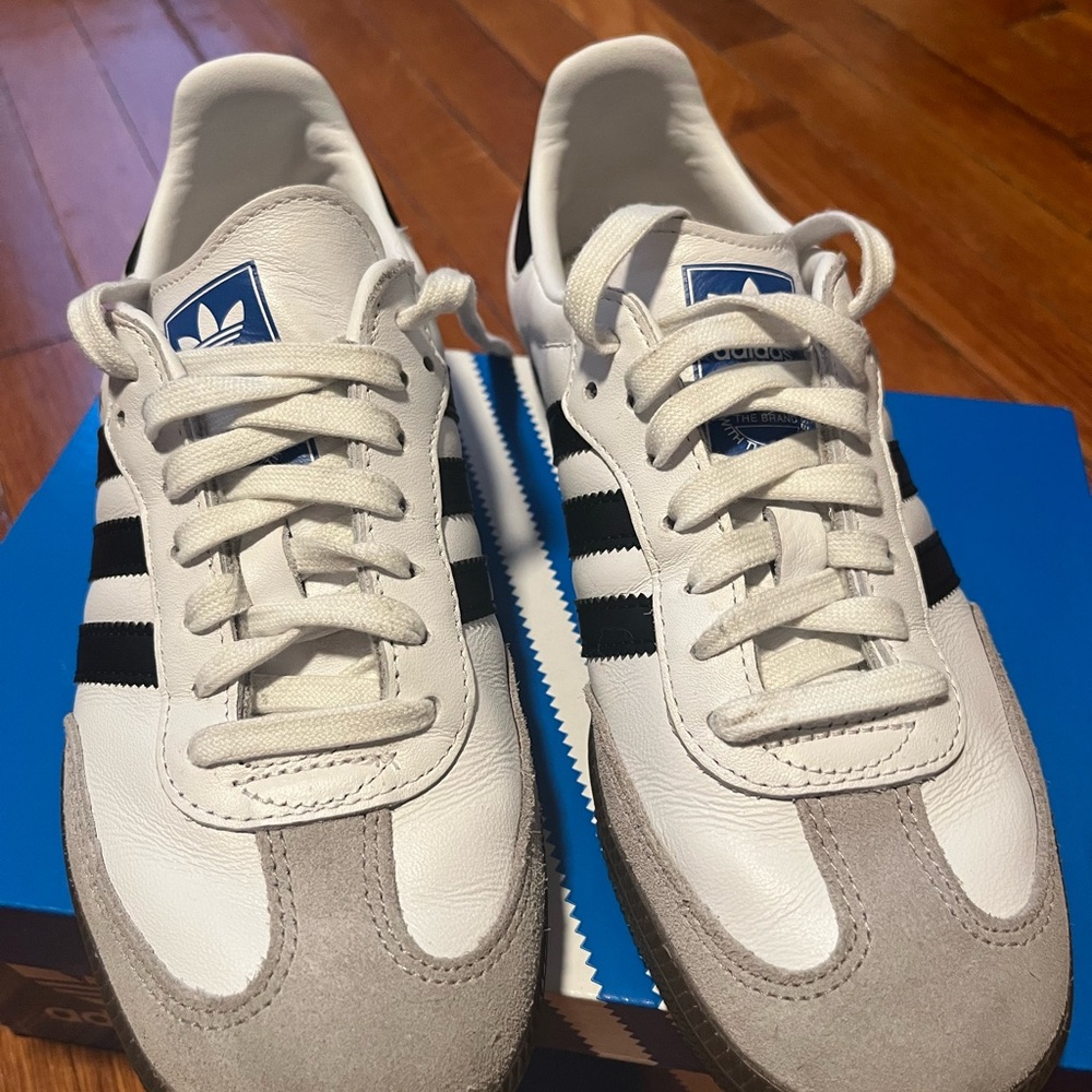 Adidas Samba OG Men’s size 6.5/Women's size 7.5